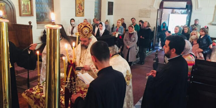 Hierarchical Divine Liturgy in the earthquake-stricken Smyrna