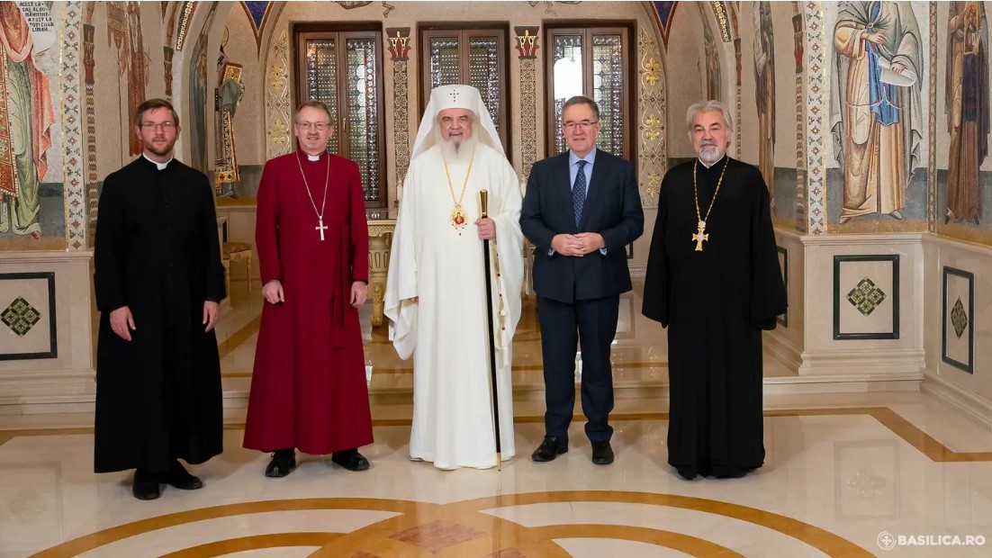 Ambasadorul britanic Andrew Noble l-a primit de Patriarhul României în vizită de adio