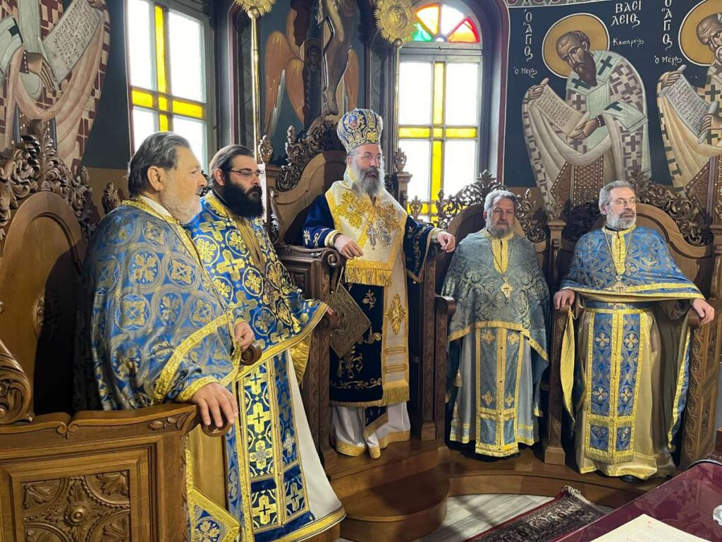Εορτασμοί Θεοφανείων: Η επίσκεψη του Προέδρου της Κρήτης σηματοδοτεί ένα σημαντικό ορόσημο στο Ρέθυμνο της Κρήτης